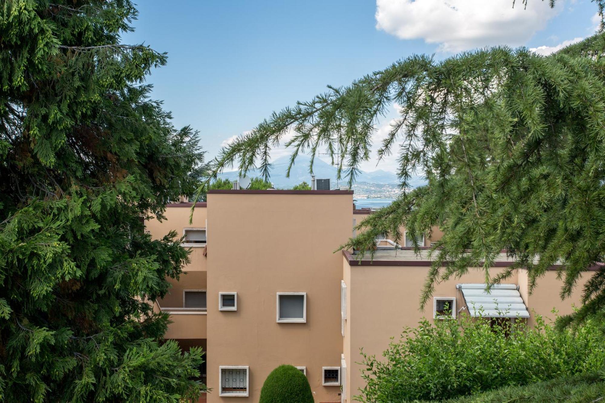 Appartamenti Massimiliano Peschiera del Garda Szoba fotó